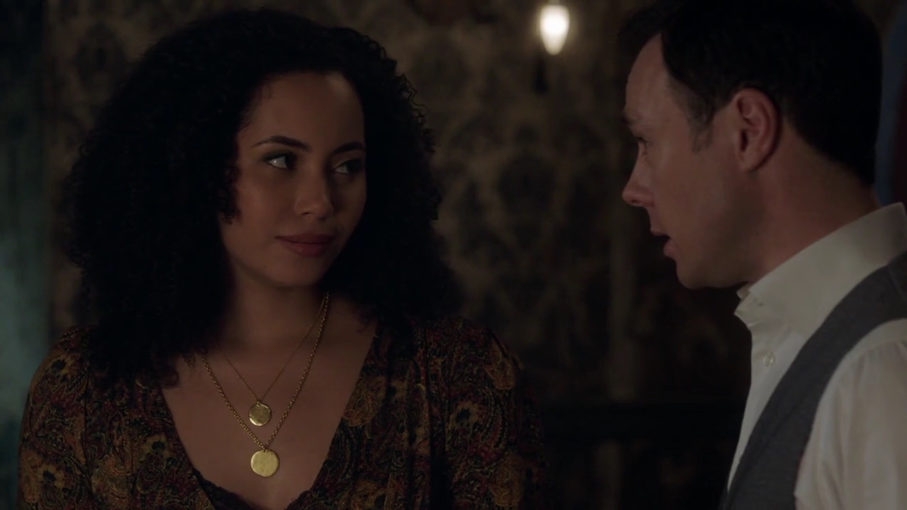 Charmed-Online-dot-nl_Charmed-1x06KappaSpirit01339.jpg