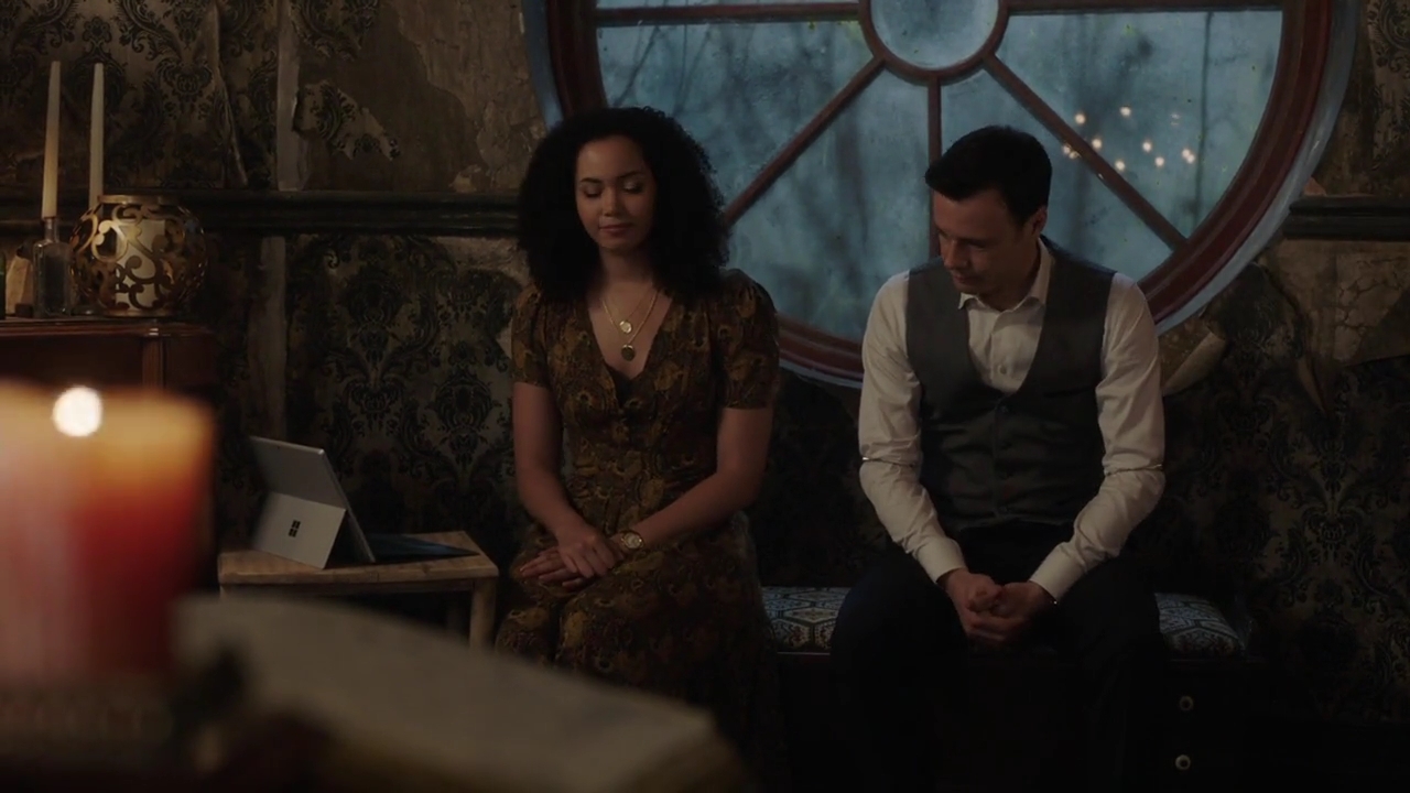Charmed-Online-dot-nl_Charmed-1x06KappaSpirit01358.jpg