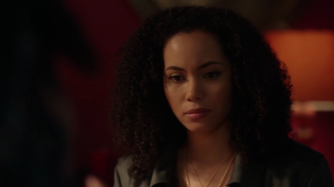 Charmed-Online-dot-nl_Charmed-1x06KappaSpirit01653.jpg