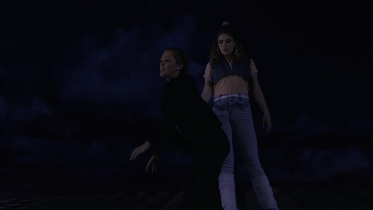 Charmed-Online-dot-nl_Charmed-1x06KappaSpirit01771.jpg