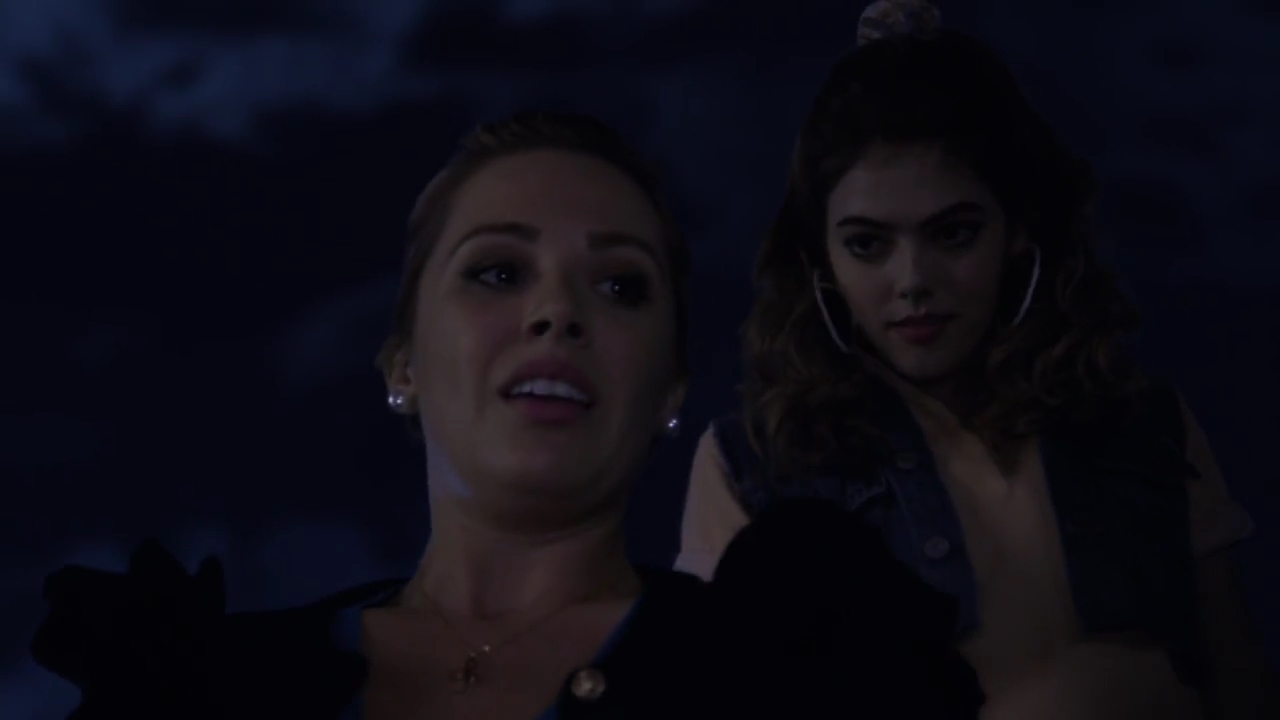 Charmed-Online-dot-nl_Charmed-1x06KappaSpirit01780.jpg