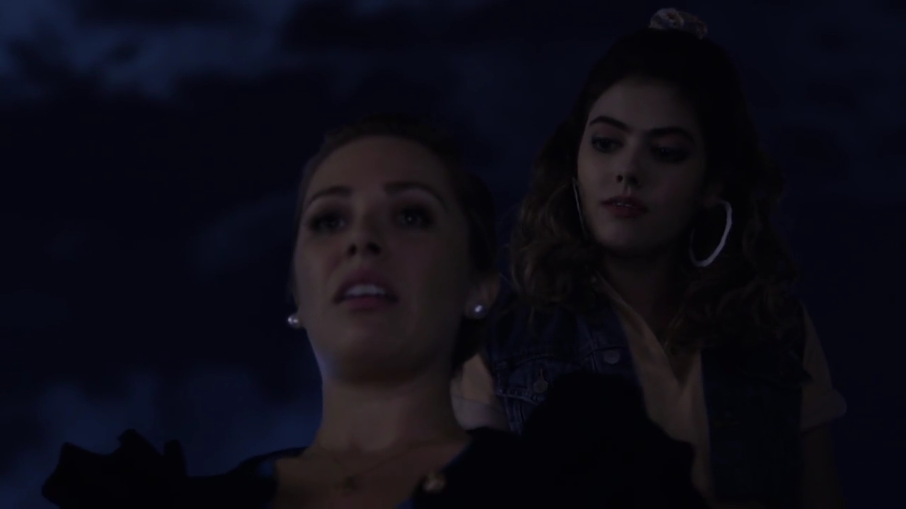 Charmed-Online-dot-nl_Charmed-1x06KappaSpirit01785.jpg Charmed-Online-dot-nl_Charmed-1x06KappaSpirit01785.jpg