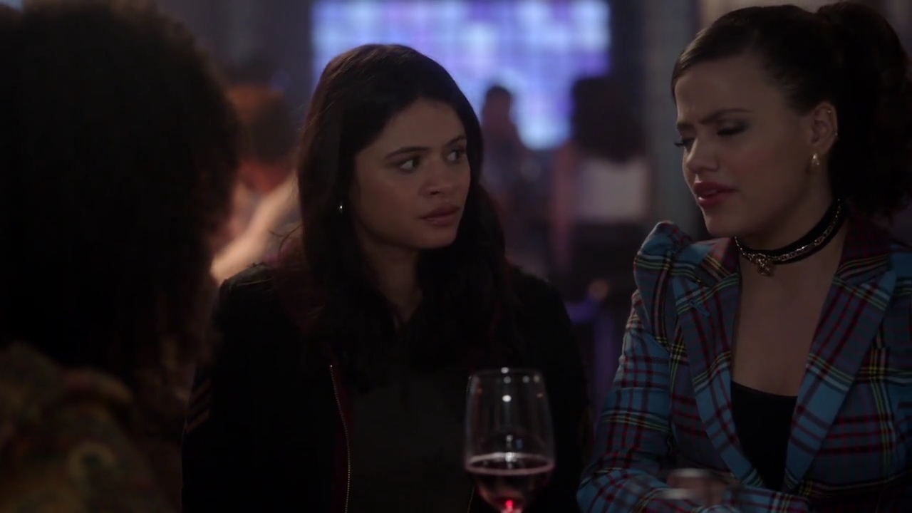 Charmed-Online-dot-nl_Charmed-1x06KappaSpirit02160.jpg