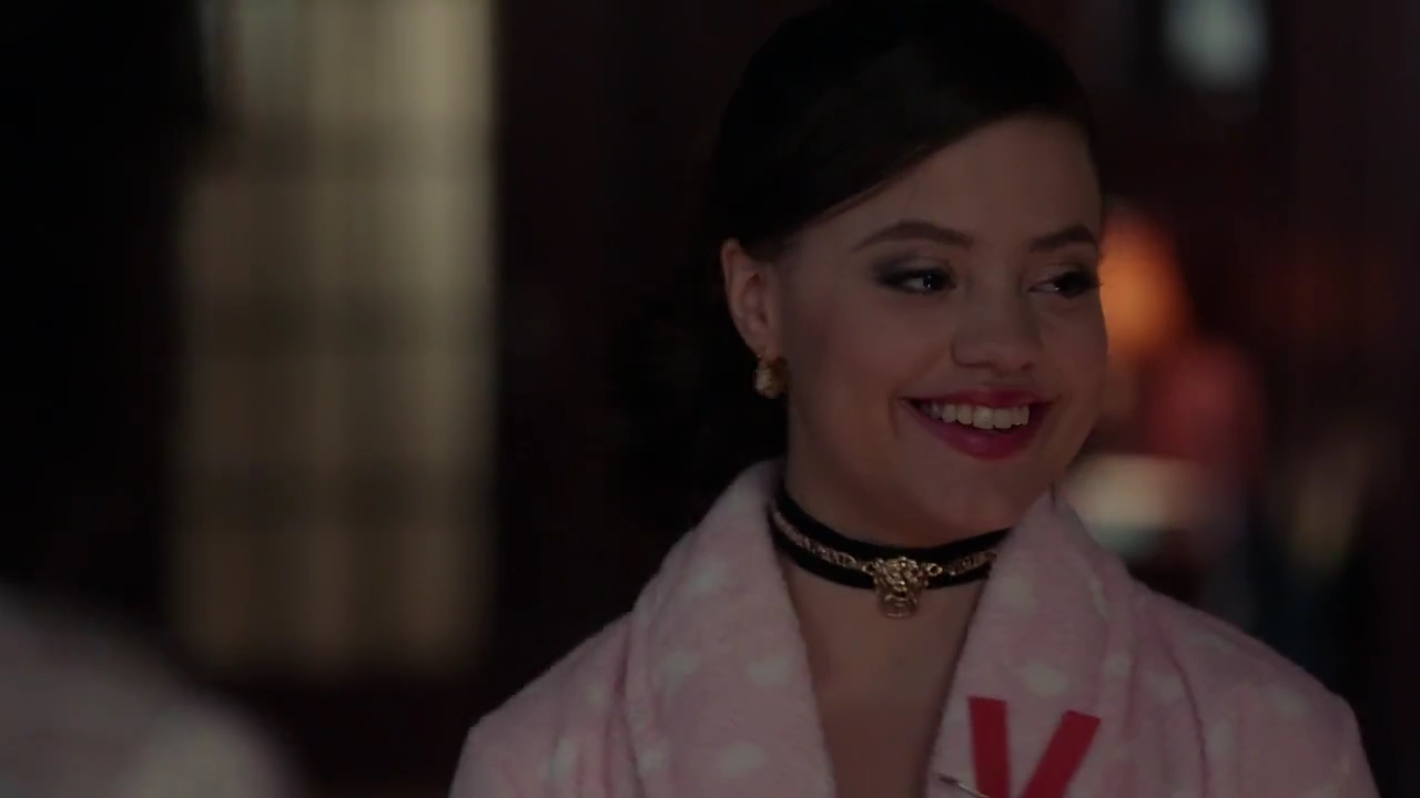 Charmed-Online-dot-nl_Charmed-1x06KappaSpirit02255.jpg
