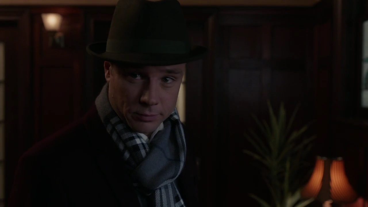 Charmed-Online-dot-nl_Charmed-1x06KappaSpirit02272.jpg
