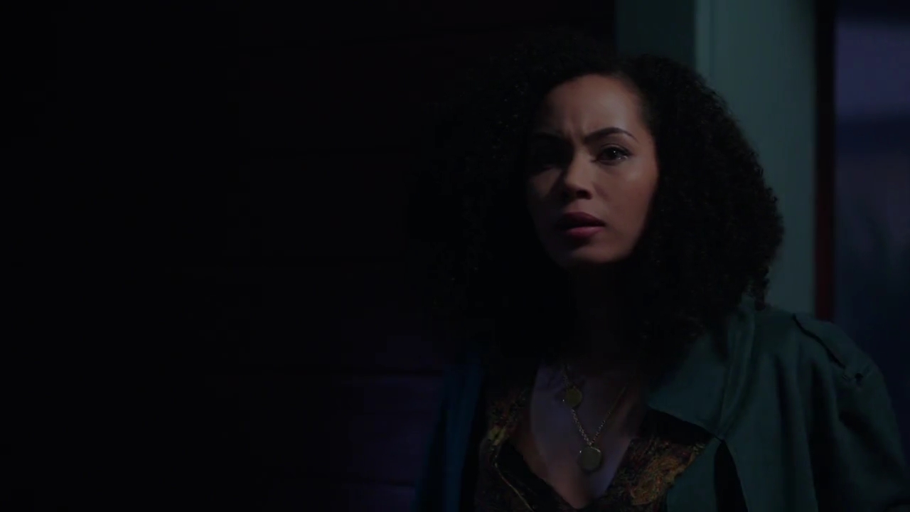 Charmed-Online-dot-nl_Charmed-1x06KappaSpirit02363.jpg