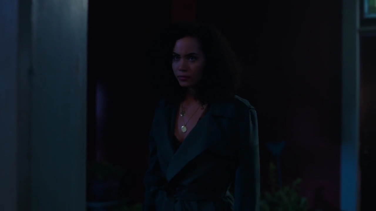 Charmed-Online-dot-nl_Charmed-1x06KappaSpirit02378.jpg