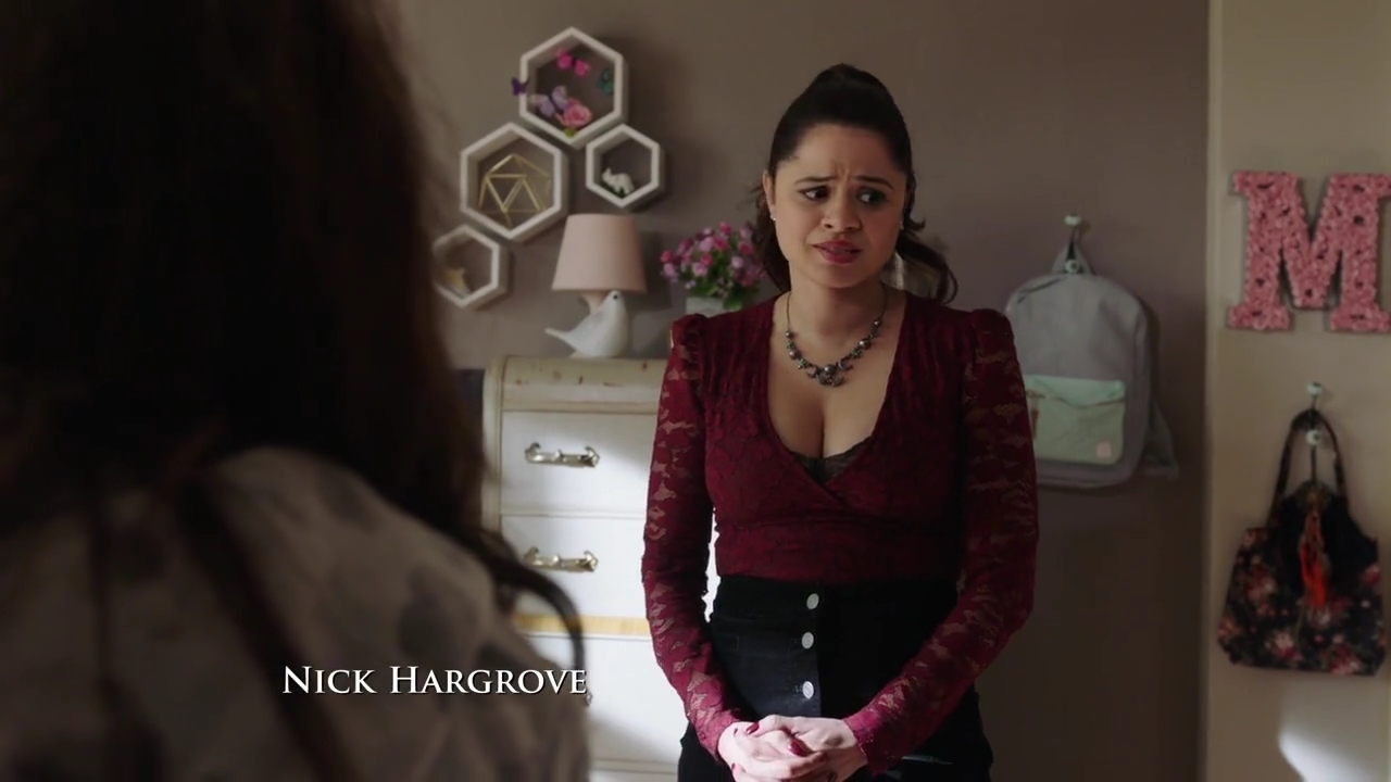 Charmed-Online-dot-nl_Charmed-1x07OutofScythe00130.jpg