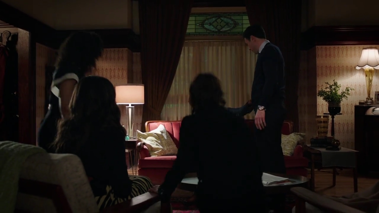 Charmed-Online-dot-nl_Charmed-1x07OutofScythe00606.jpg