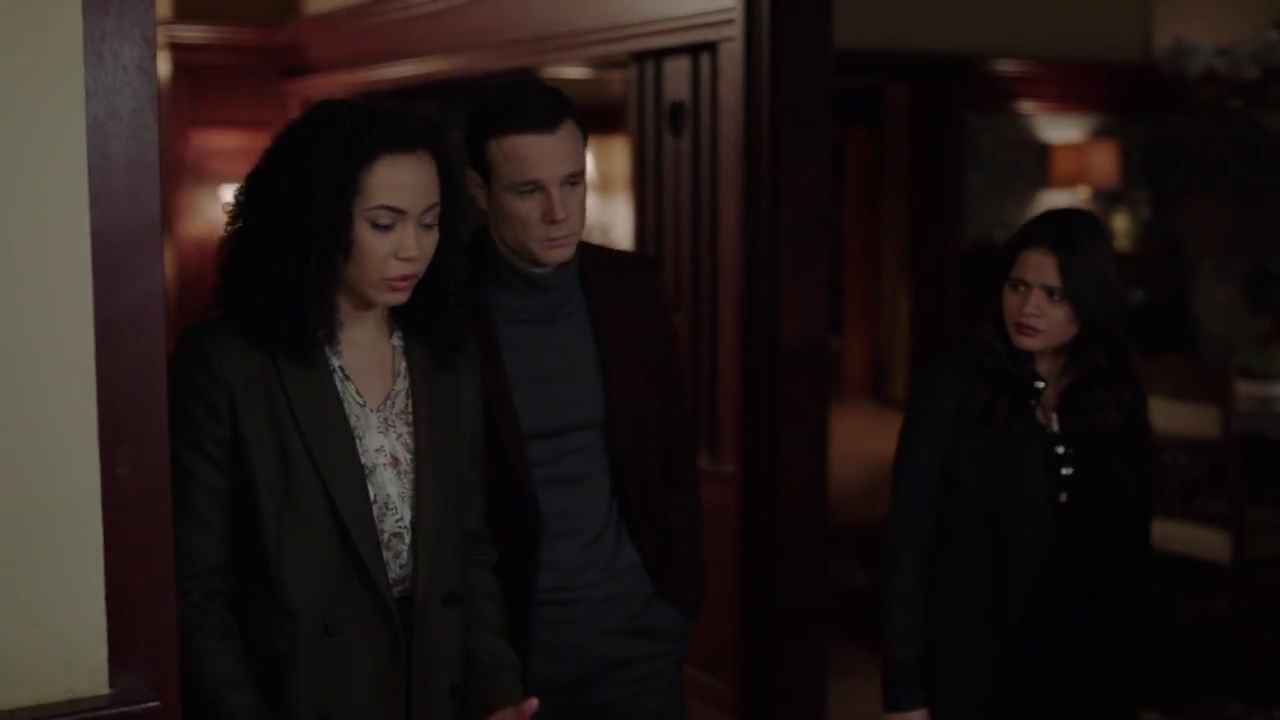 Charmed-Online-dot-nl_Charmed-1x07OutofScythe01298.jpg