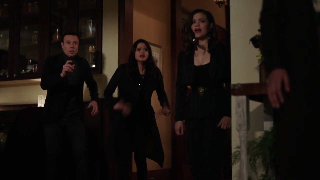 Charmed-Online-dot-nl_Charmed-1x07OutofScythe01381.jpg