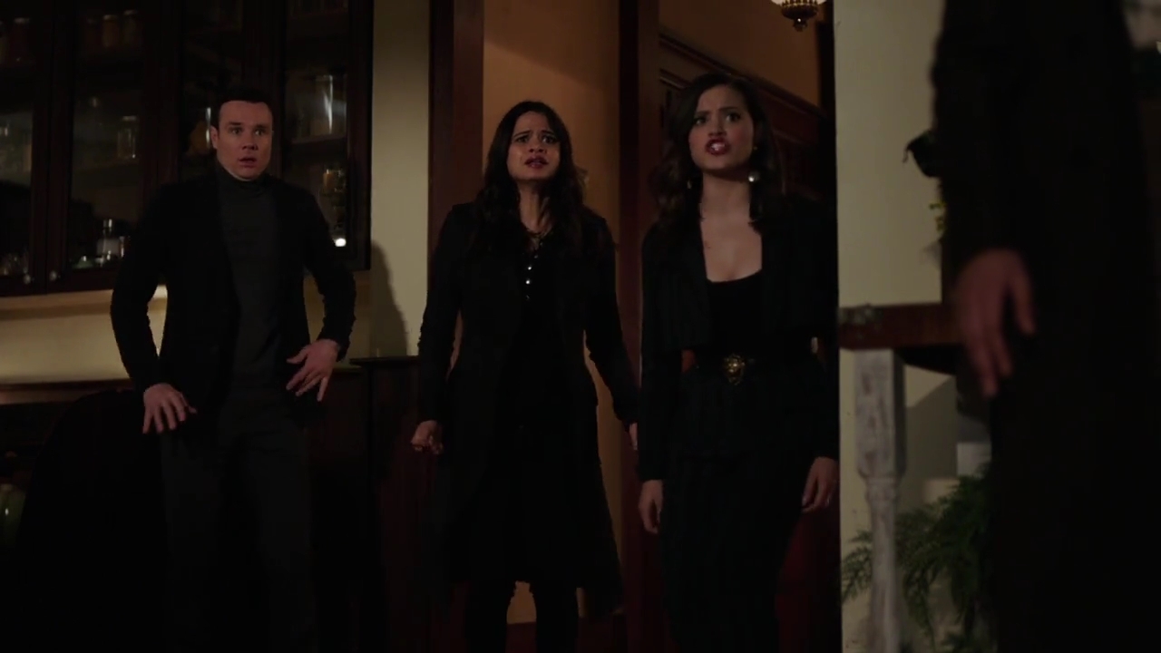 Charmed-Online-dot-nl_Charmed-1x07OutofScythe01382.jpg