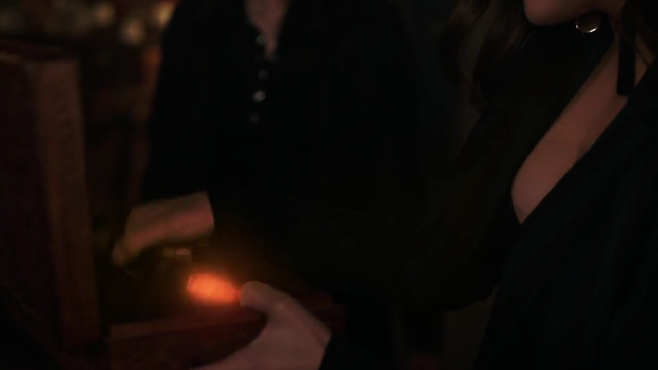 Charmed-Online-dot-nl_Charmed-1x07OutofScythe01467.jpg