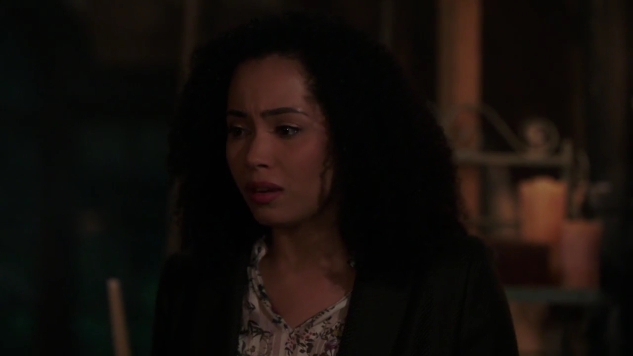 Charmed-Online-dot-nl_Charmed-1x07OutofScythe01527.jpg