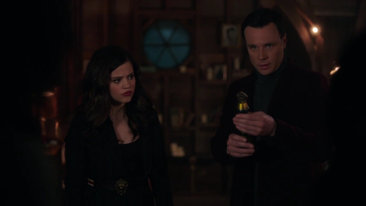 Charmed-Online-dot-nl_Charmed-1x07OutofScythe01541.jpg