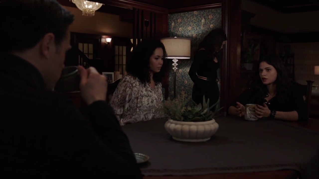 Charmed-Online-dot-nl_Charmed-1x07OutofScythe01761.jpg