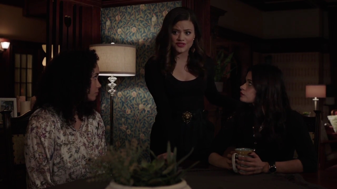 Charmed-Online-dot-nl_Charmed-1x07OutofScythe01798.jpg