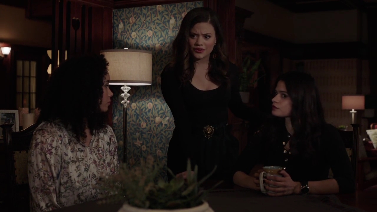 Charmed-Online-dot-nl_Charmed-1x07OutofScythe01800.jpg