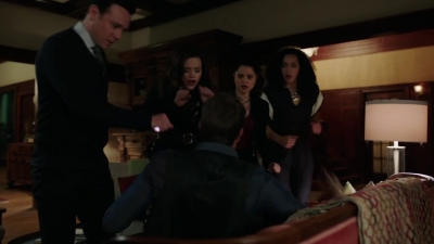 Charmed-Online-dot-nl_Charmed-1x07OutofScythe00574.jpg