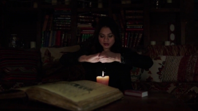 Charmed-Online-dot-nl_Charmed-1x07OutofScythe01586.jpg