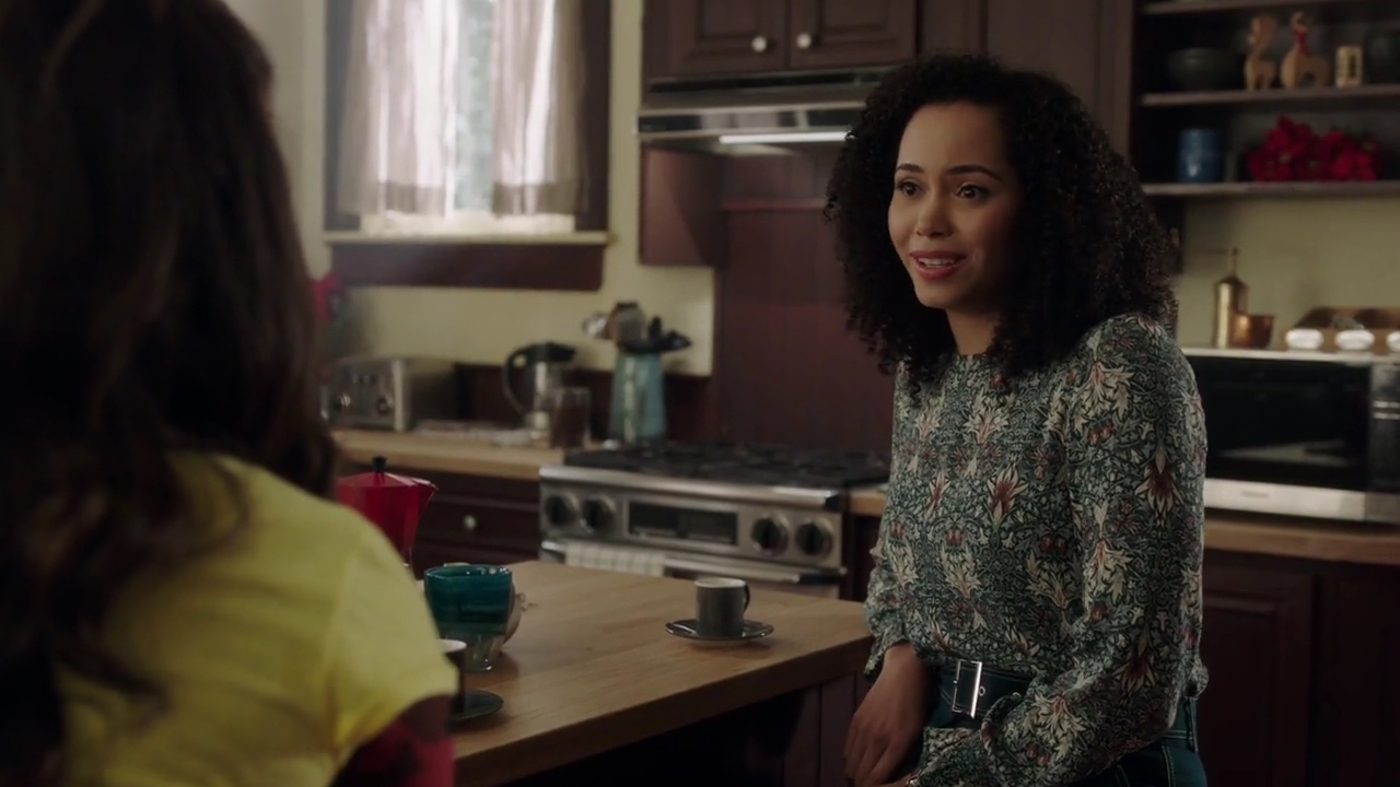 Charmed-Online-dot-nl_Charmed-1x08BugABoo00604.jpg Charmed-Online-dot-nl_Charmed-1x08BugABoo00604.jpg