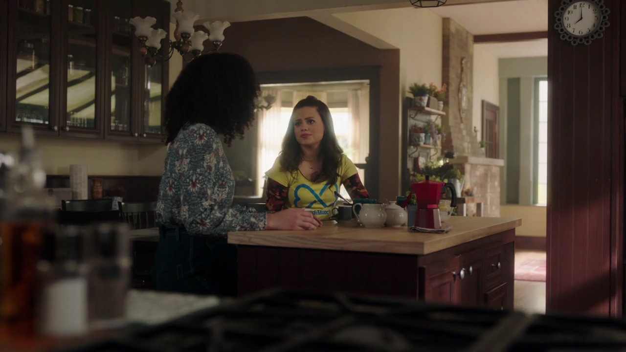 Charmed-Online-dot-nl_Charmed-1x08BugABoo00608.jpg Charmed-Online-dot-nl_Charmed-1x08BugABoo00608.jpg