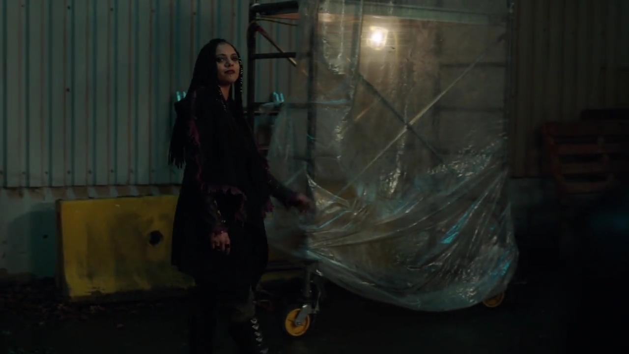 Charmed-Online-dot-nl_Charmed-1x08BugABoo00748.jpg