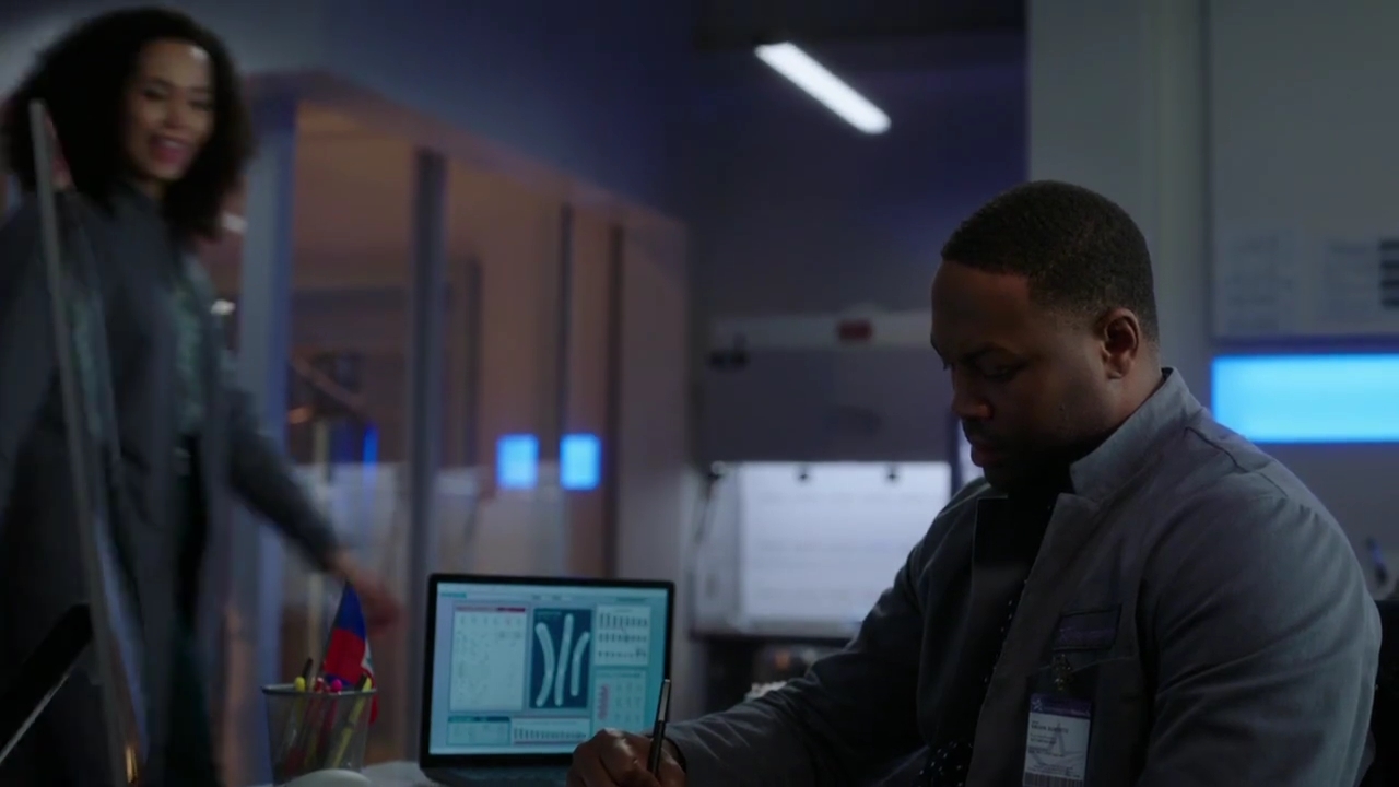 Charmed-Online-dot-nl_Charmed-1x08BugABoo00984.jpg Charmed-Online-dot-nl_Charmed-1x08BugABoo00984.jpg