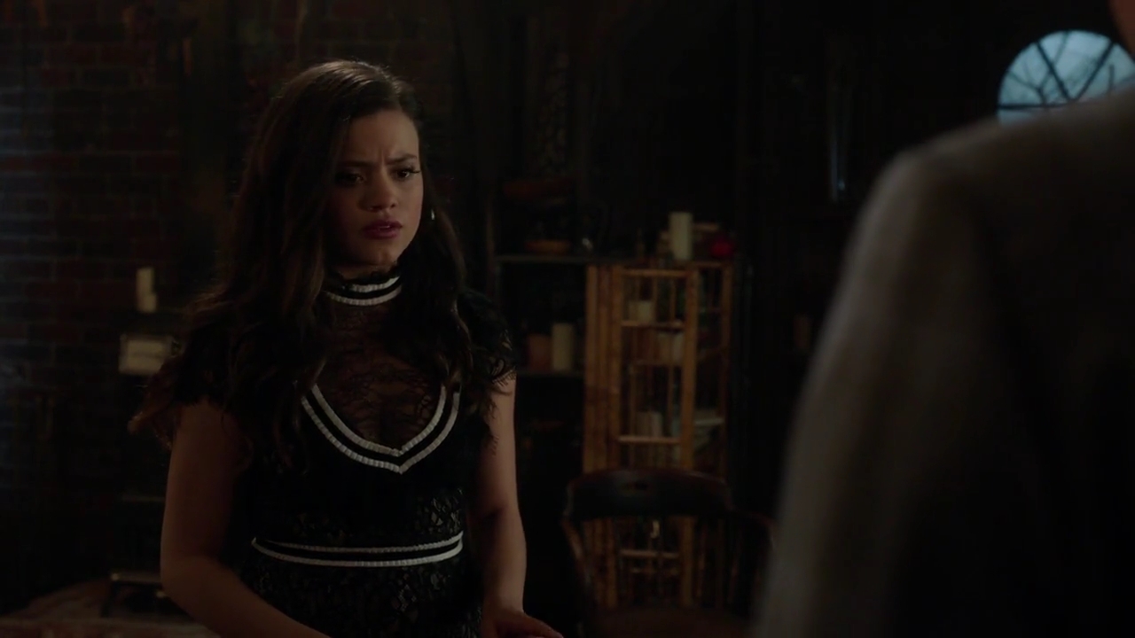 Charmed-Online-dot-nl_Charmed-1x08BugABoo01671.jpg