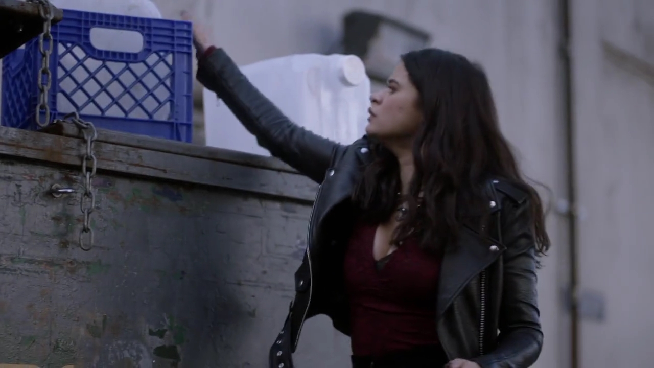 Charmed-Online-dot-nl_Charmed-1x08BugABoo01972.jpg