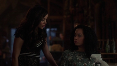 Charmed-Online-dot-nl_Charmed-1x08BugABoo01143.jpg