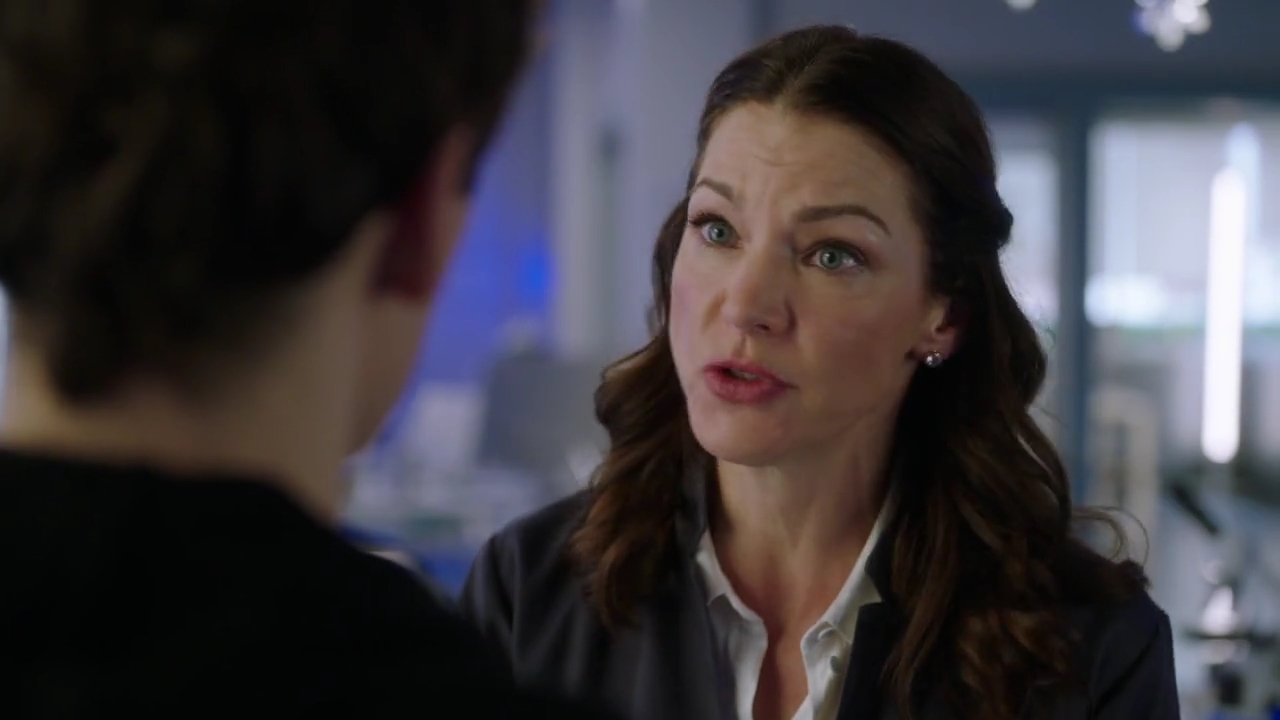 Charmed-Online-dot-nl_Charmed-1x09JingleHell00521.jpg Charmed-Online-dot-nl_Charmed-1x09JingleHell00521.jpg