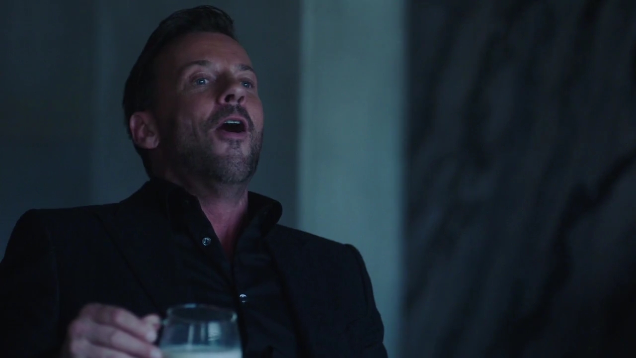 Charmed-Online-dot-nl_Charmed-1x09JingleHell00564.jpg Charmed-Online-dot-nl_Charmed-1x09JingleHell00564.jpg