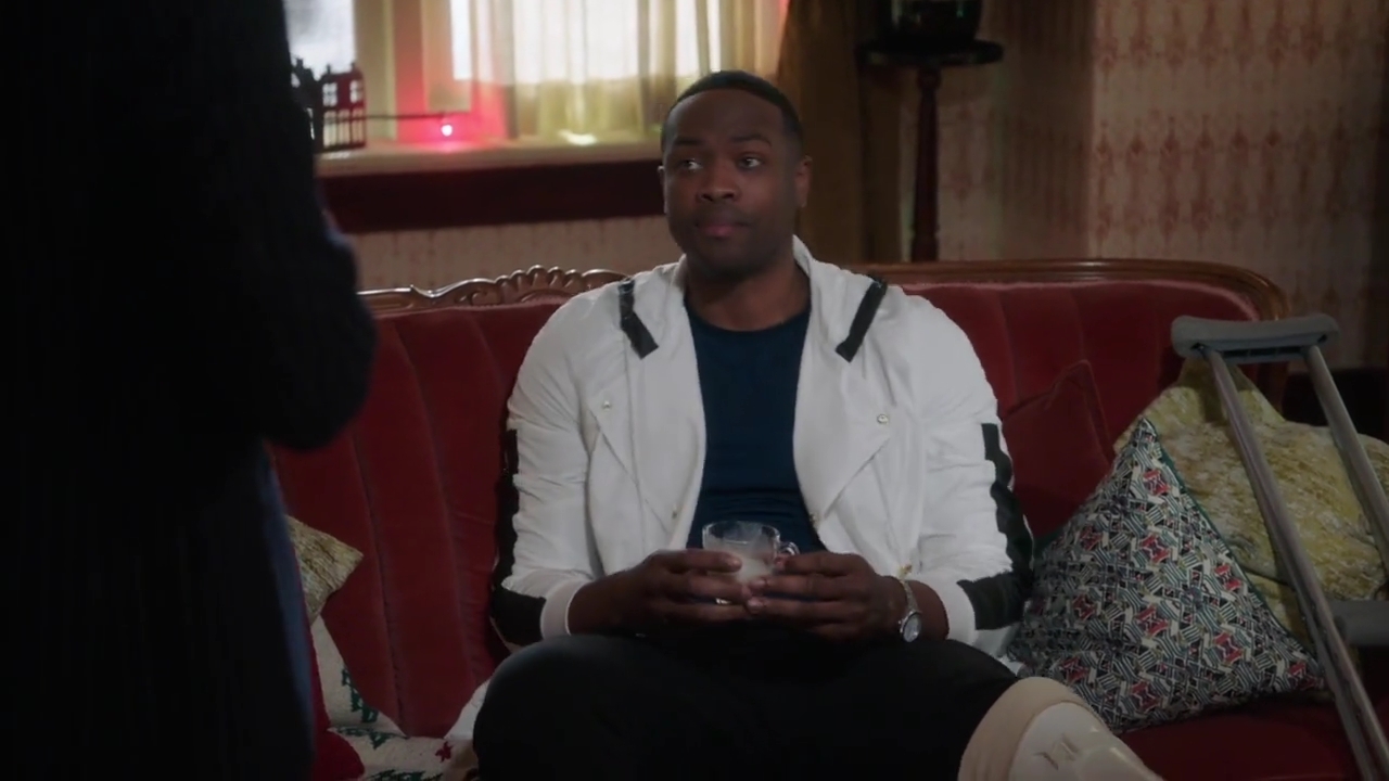 Charmed-Online-dot-nl_Charmed-1x09JingleHell00650.jpg Charmed-Online-dot-nl_Charmed-1x09JingleHell00650.jpg