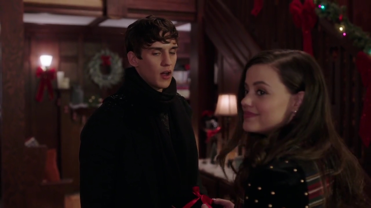 Charmed-Online-dot-nl_Charmed-1x09JingleHell00703.jpg Charmed-Online-dot-nl_Charmed-1x09JingleHell00703.jpg