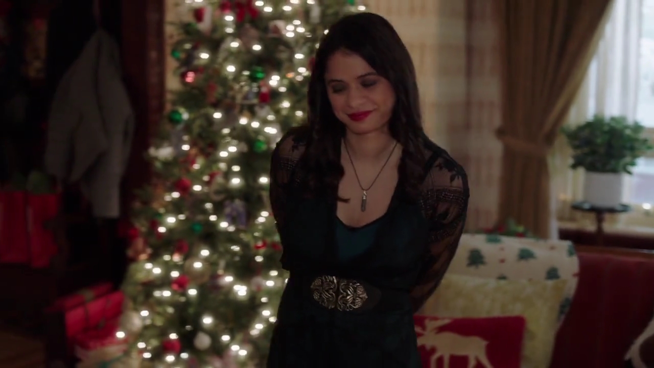 Charmed-Online-dot-nl_Charmed-1x09JingleHell01172.jpg