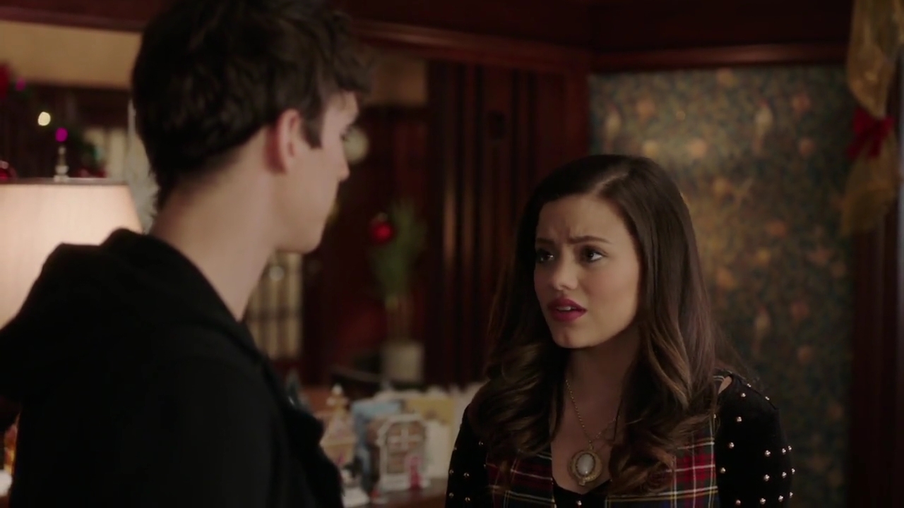 Charmed-Online-dot-nl_Charmed-1x09JingleHell01298.jpg