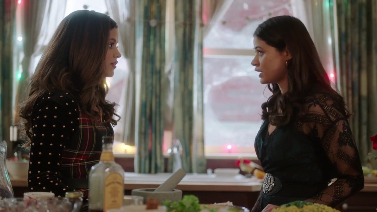 Charmed-Online-dot-nl_Charmed-1x09JingleHell01365.jpg