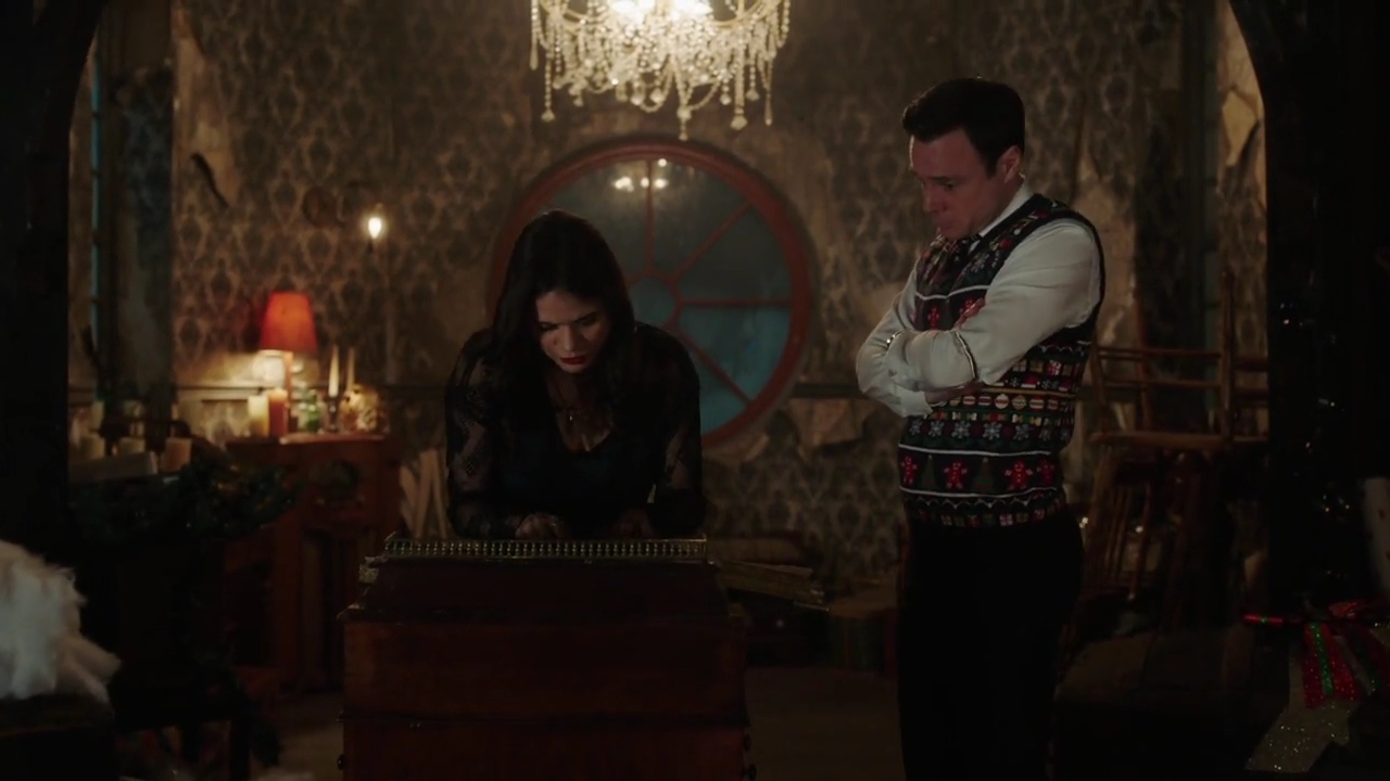 Charmed-Online-dot-nl_Charmed-1x09JingleHell01672.jpg