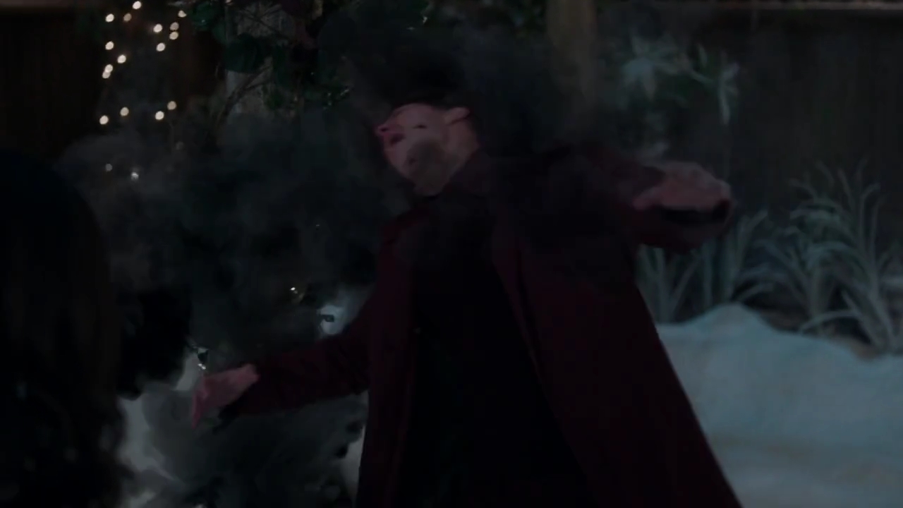 Charmed-Online-dot-nl_Charmed-1x09JingleHell01878.jpg Charmed-Online-dot-nl_Charmed-1x09JingleHell01878.jpg