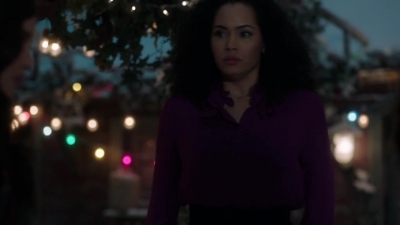 Charmed-Online-dot-nl_Charmed-1x09JingleHell01816.jpg