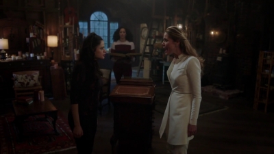 Charmed-Online-dot-nl_Charmed-1x10KeepCalmAndHarryOn01151.jpg