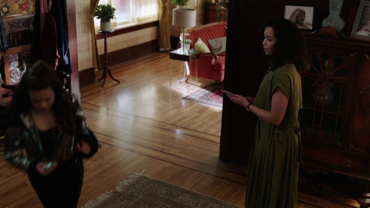 Charmed-Online-dot-nl_Charmed-1x11WitchPerfect00777.jpg