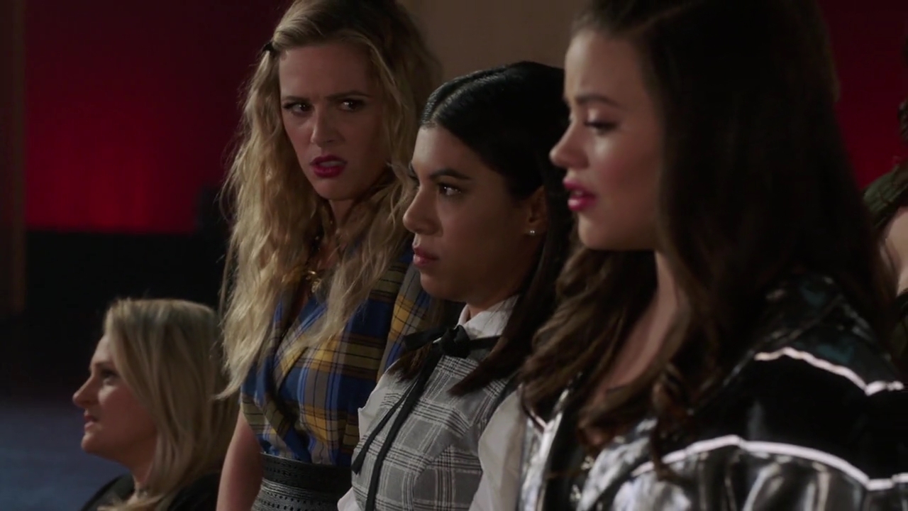 Charmed-Online-dot-nl_Charmed-1x11WitchPerfect00881.jpg