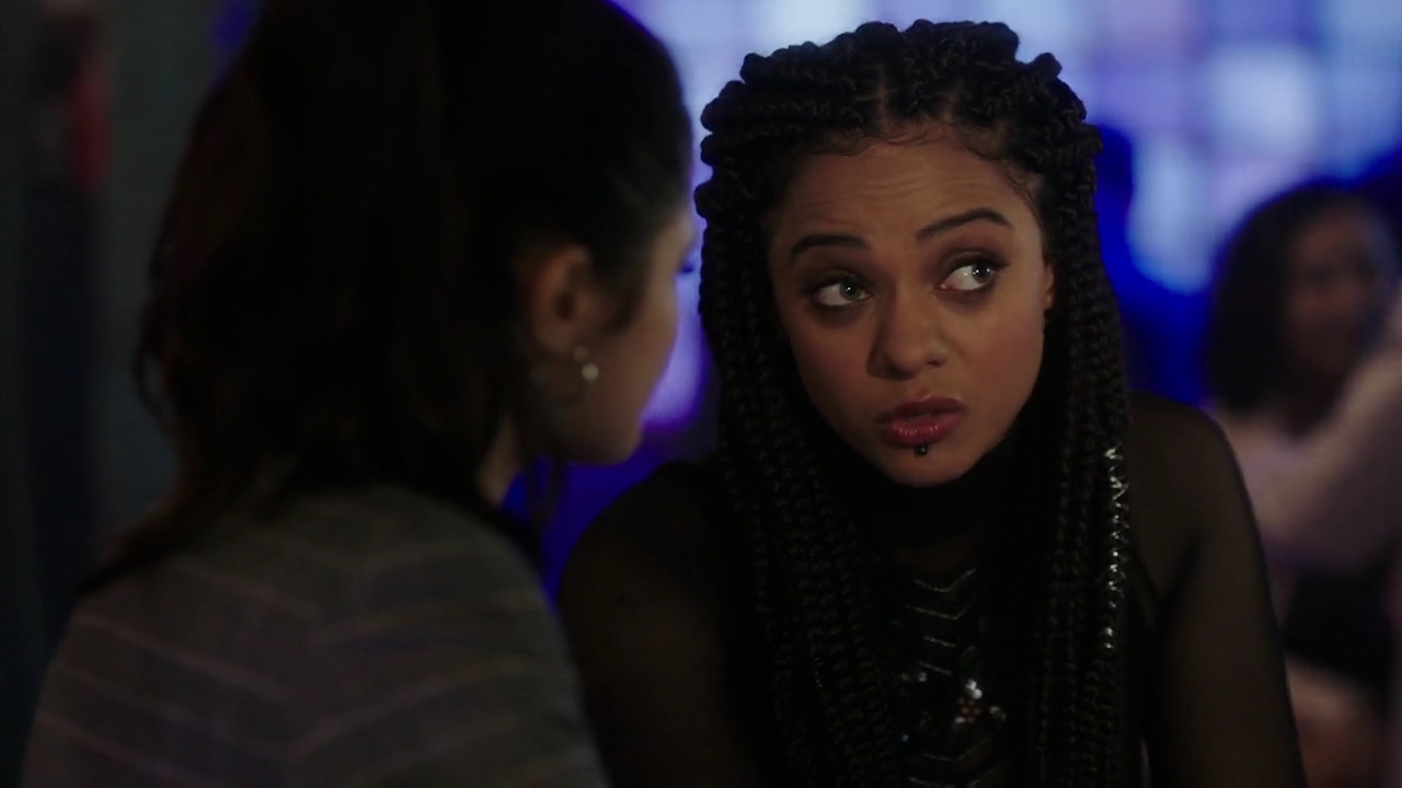 Charmed-Online-dot-nl_Charmed-1x11WitchPerfect01360.jpg