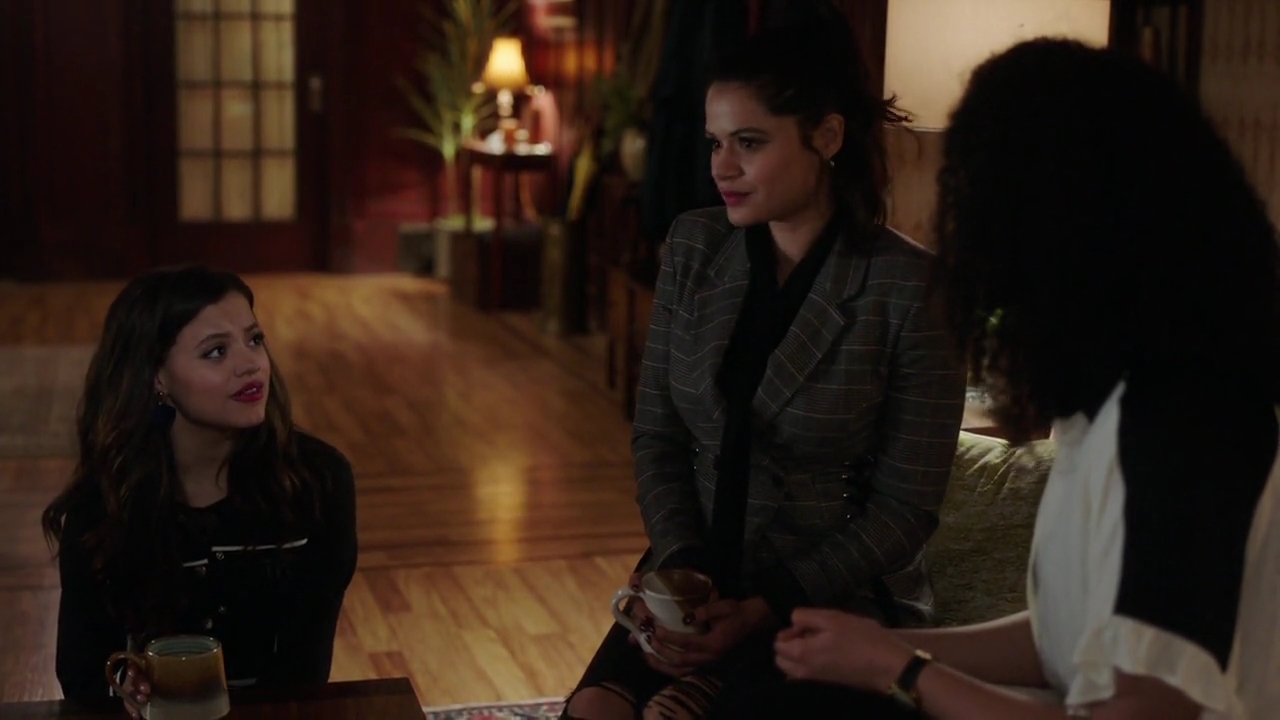 Charmed-Online-dot-nl_Charmed-1x11WitchPerfect02188.jpg