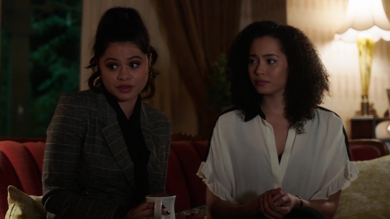 Charmed-Online-dot-nl_Charmed-1x11WitchPerfect02192.jpg