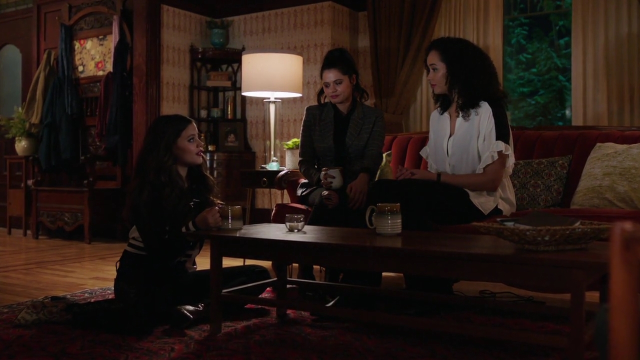 Charmed-Online-dot-nl_Charmed-1x11WitchPerfect02198.jpg