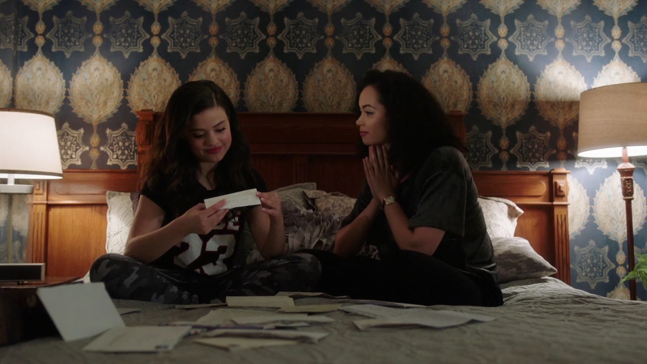 Charmed-Online-dot-nl_Charmed-1x11WitchPerfect02417.jpg