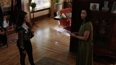 Charmed-Online-dot-nl_Charmed-1x11WitchPerfect00753.jpg